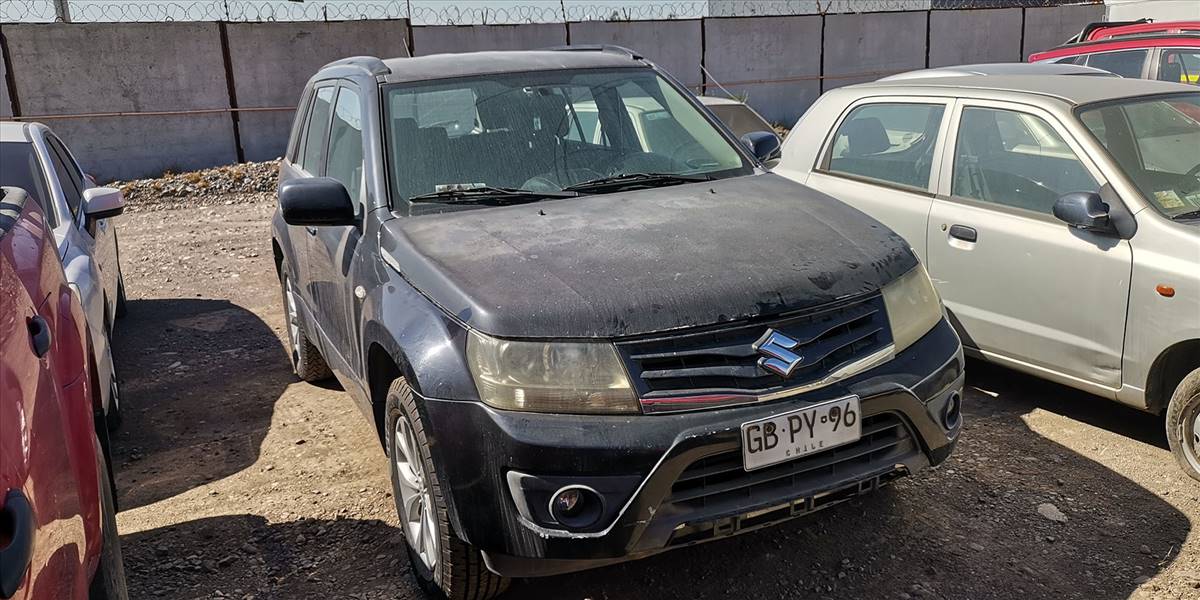 SUZUKI GRAND NOMADE GLX SPORT 2.4 - Imagen 15