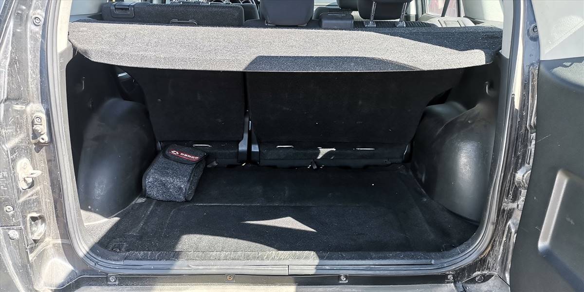 SUZUKI GRAND NOMADE GLX SPORT 2.4 - Imagen 36