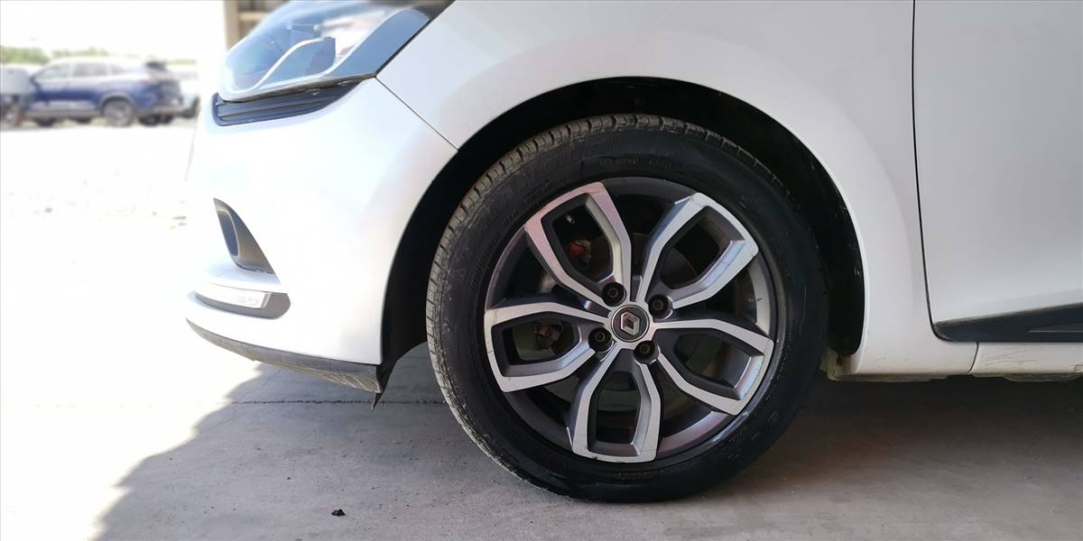 RENAULT CLIO IV HB 1.2 - Imagen 86