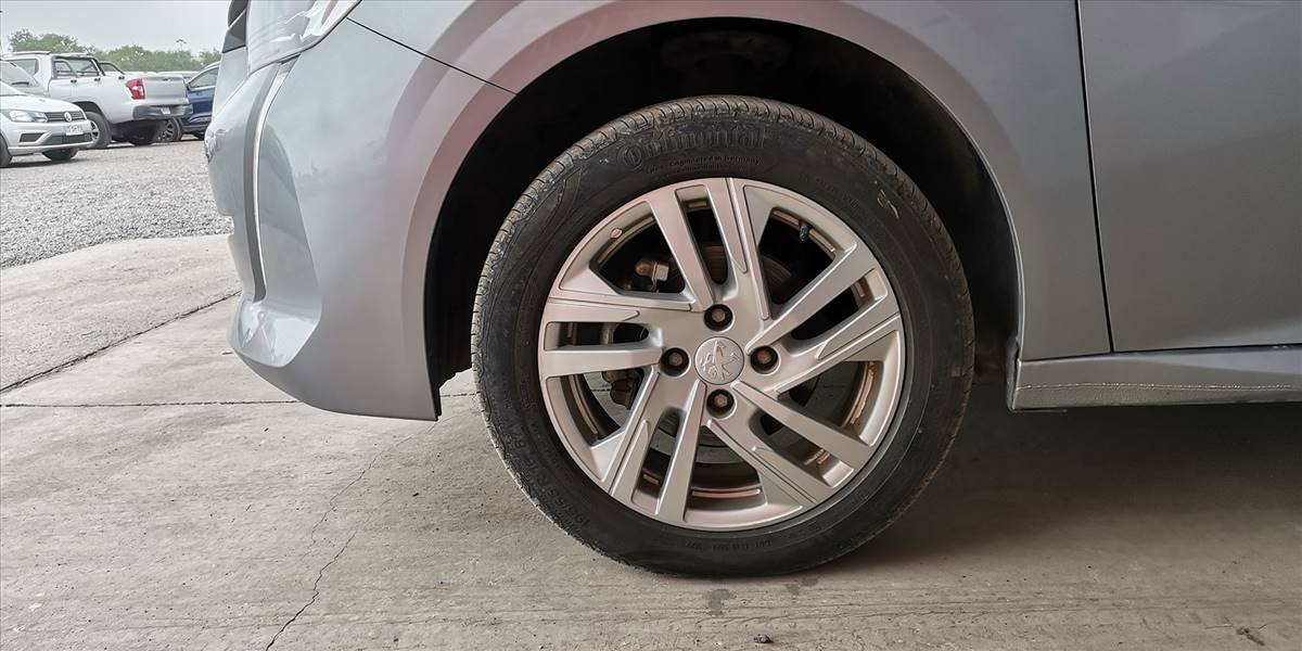 PEUGEOT 208 PURETECH 75 MT 1.2 - Imagen 18