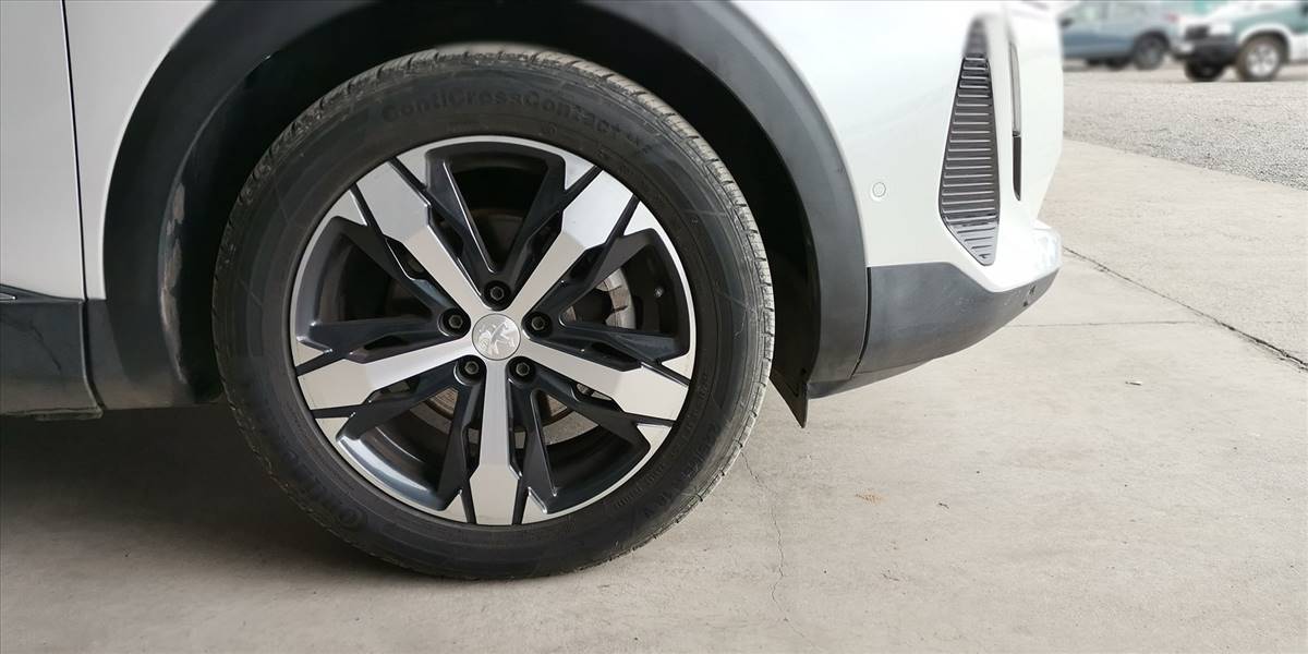 PEUGEOT 3008 BLUE HDI 130 EAT8 1.5 AUT - Imagen 17