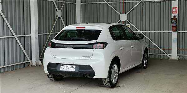 PEUGEOT 208 STYLE PURETECH 75 1.2 - Imagen 7