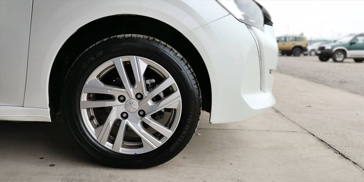 PEUGEOT 208 STYLE PURETECH 75 1.2 - Imagen 20