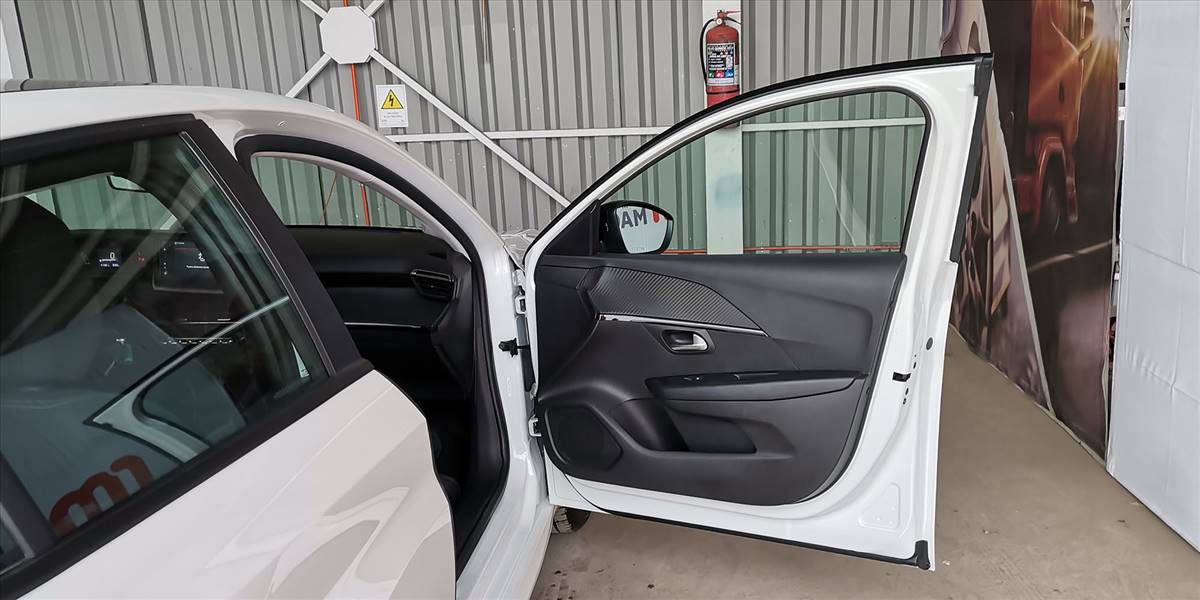 PEUGEOT 208 STYLE PURETECH 75 1.2 - Imagen 32