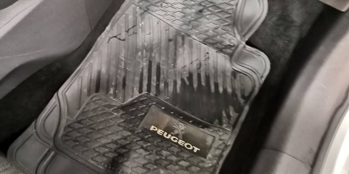 PEUGEOT 208 STYLE PURETECH 75 1.2 - Imagen 35