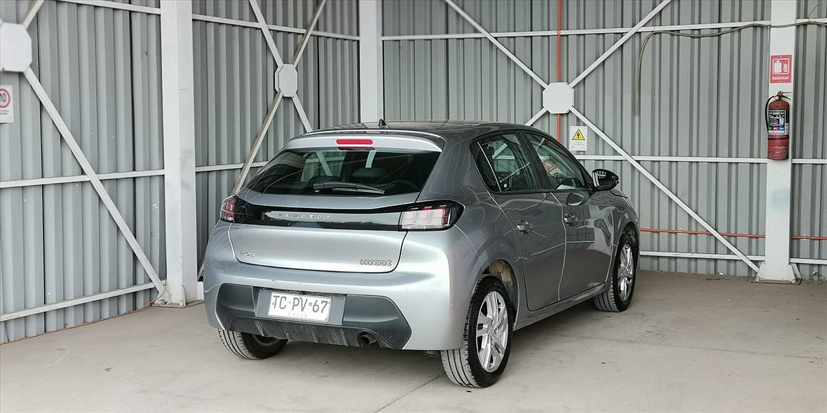 PEUGEOT 208 STYLE PURETECH 75 1.2 - Imagen 20