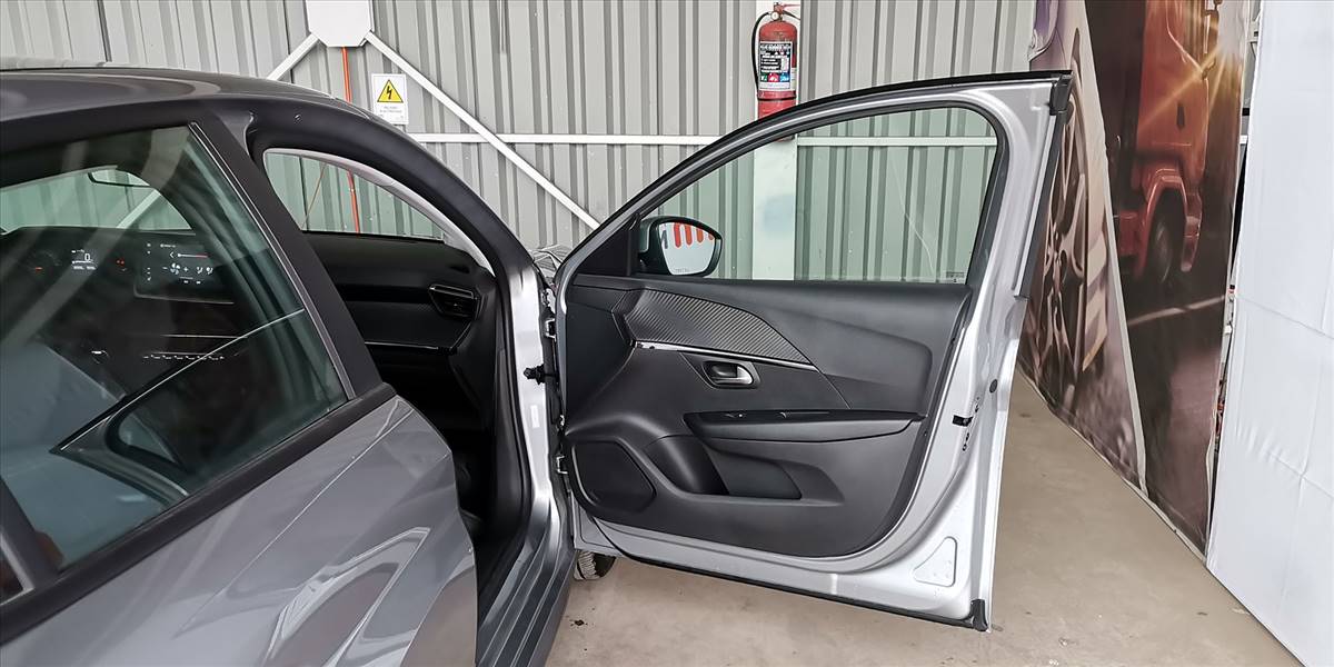 PEUGEOT 208 PURETECH 75 MT 1.2 - Imagen 29