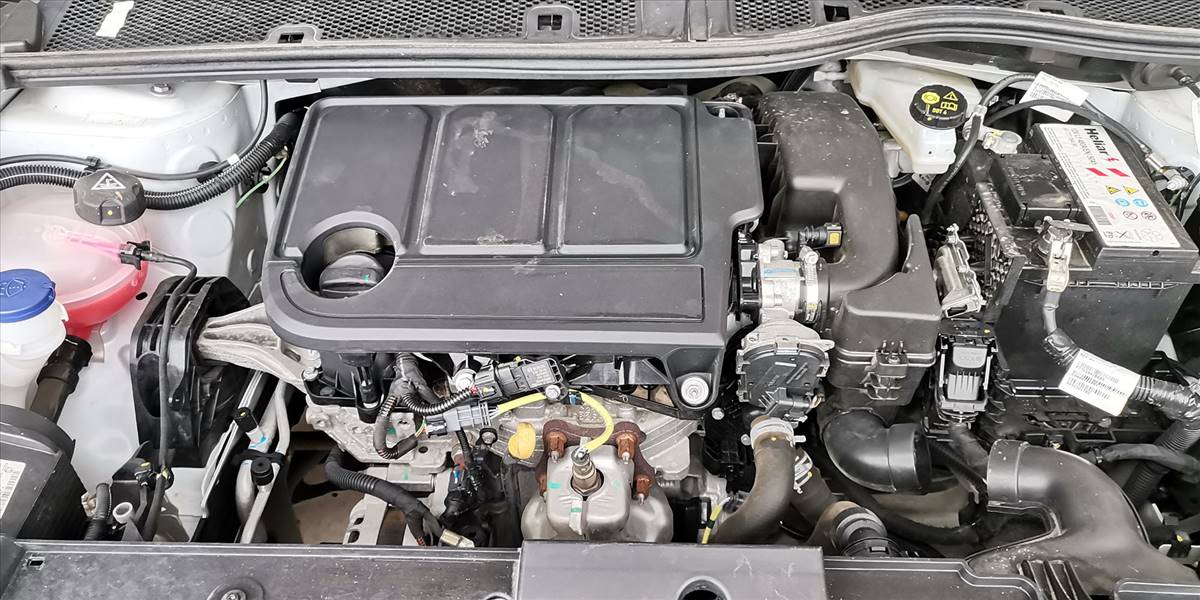 PEUGEOT 208 STYLE PURETECH 75 1.2 - Imagen 16