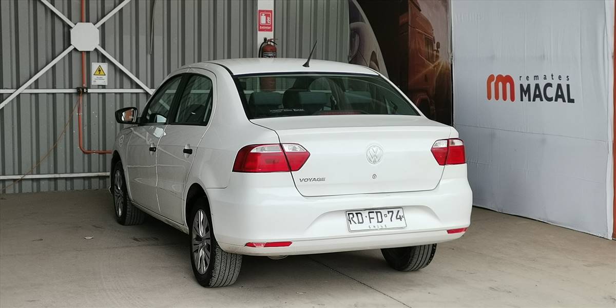 VOLKSWAGEN VOYAGE TRENDLINE 1.6 - Imagen 5