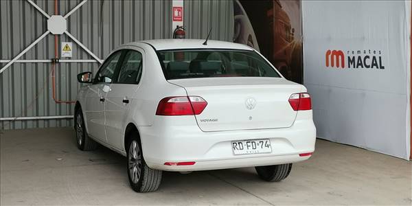 VOLKSWAGEN VOYAGE TRENDLINE 1.6 - Imagen 6