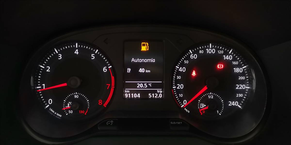 VOLKSWAGEN VOYAGE TRENDLINE 1.6 - Imagen 24