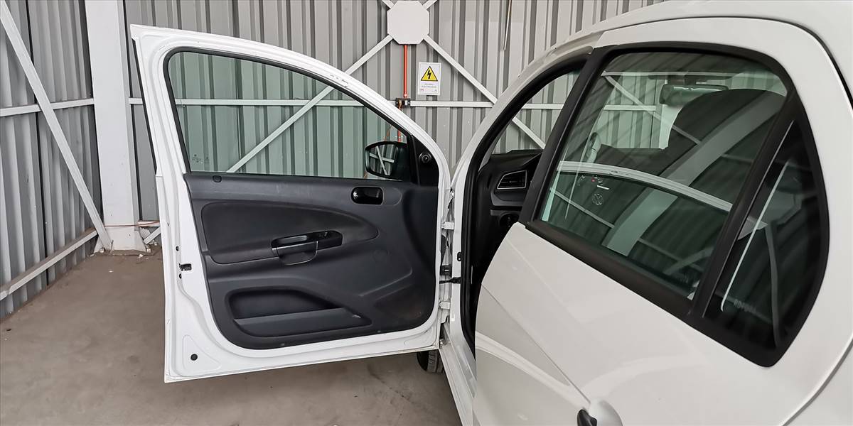 VOLKSWAGEN VOYAGE TRENDLINE 1.6 - Imagen 27