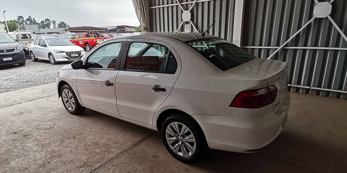 VOLKSWAGEN VOYAGE 1.6 - Imagen 13