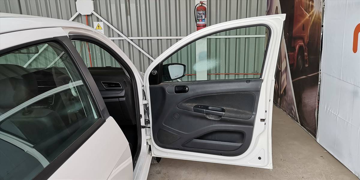 VOLKSWAGEN VOYAGE 1.6 - Imagen 31