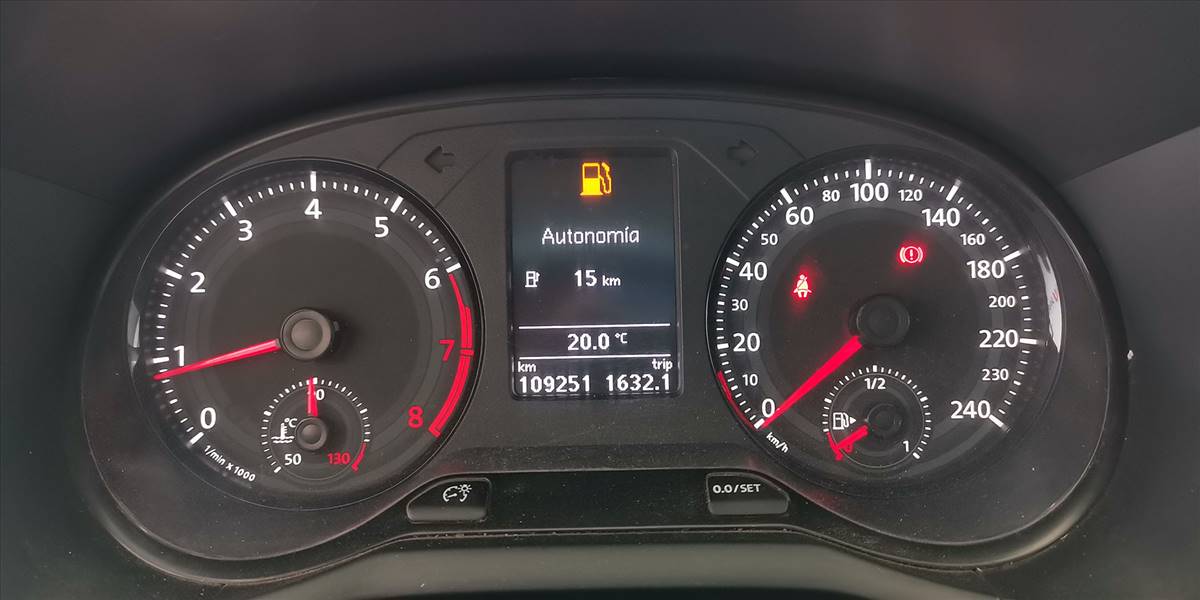 VOLKSWAGEN VOYAGE 1.6 - Imagen 27