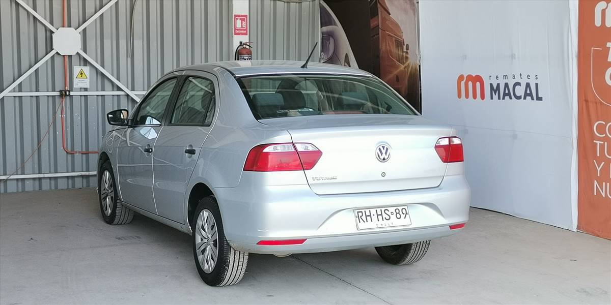 VOLKSWAGEN VOYAGE 1.6 - Imagen 8