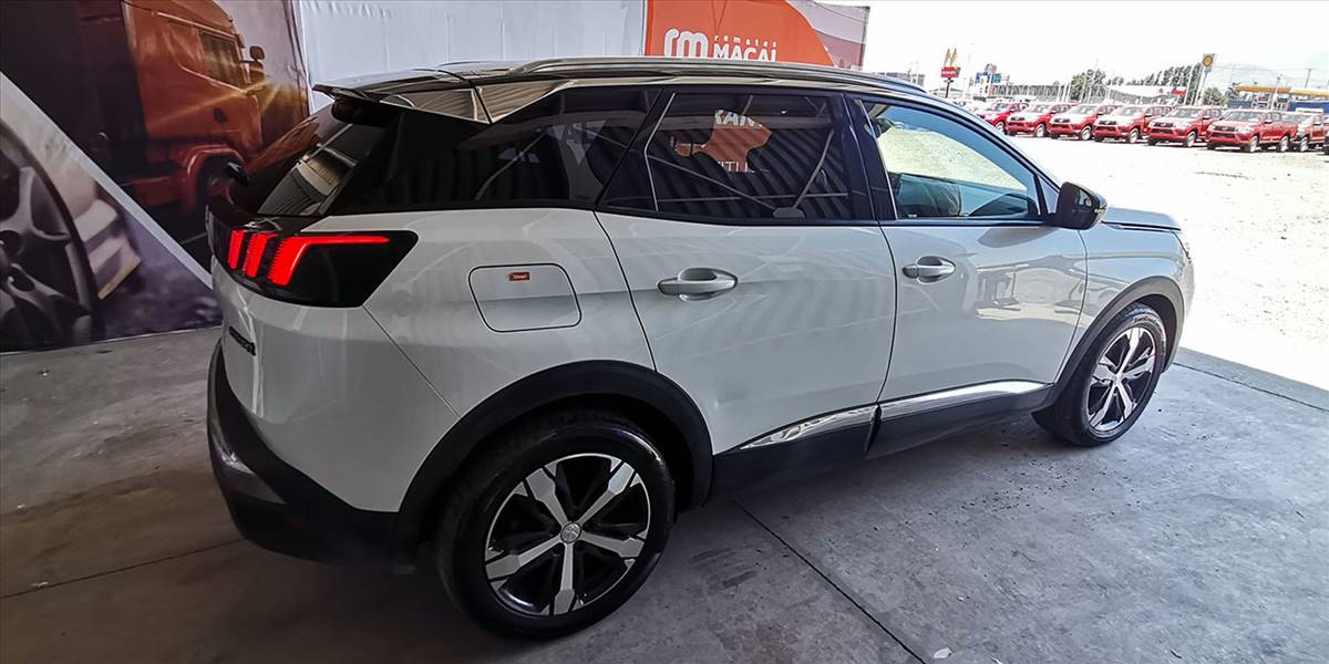 PEUGEOT 3008 BLUE HDI 130 EAT8 1.5 AUT - Imagen 11