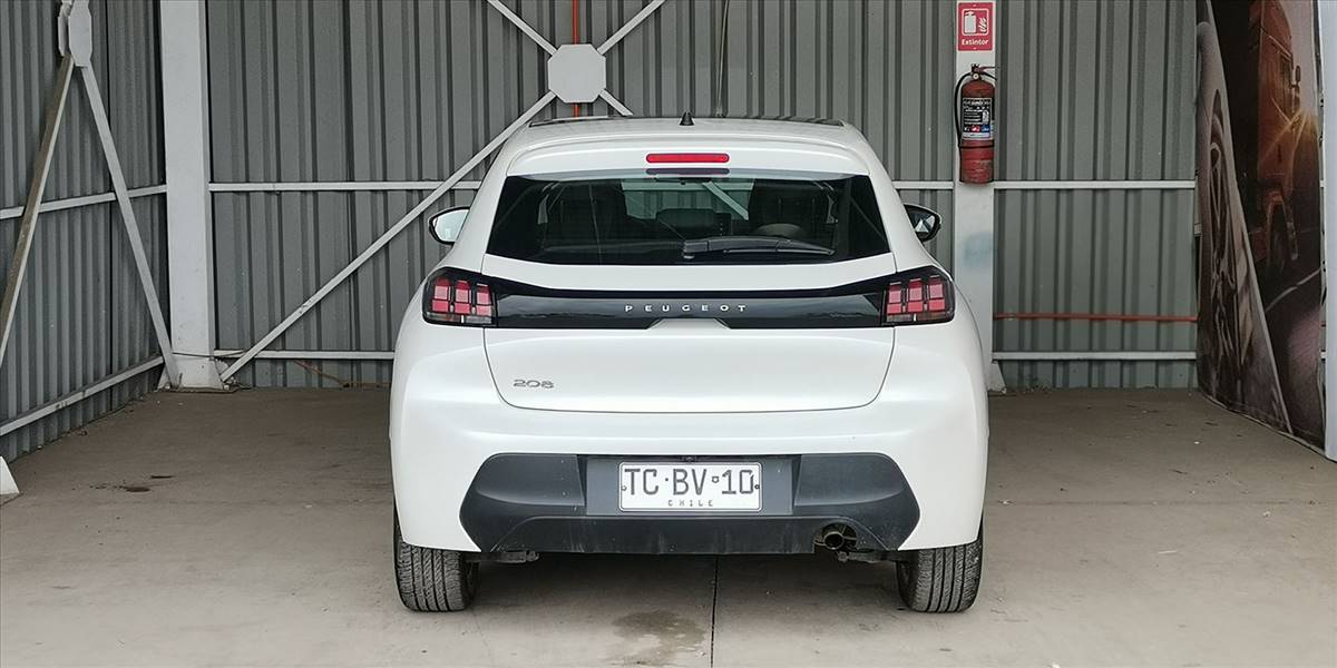 PEUGEOT 208 STYLE PURETECH 75 1.2 - Imagen 15