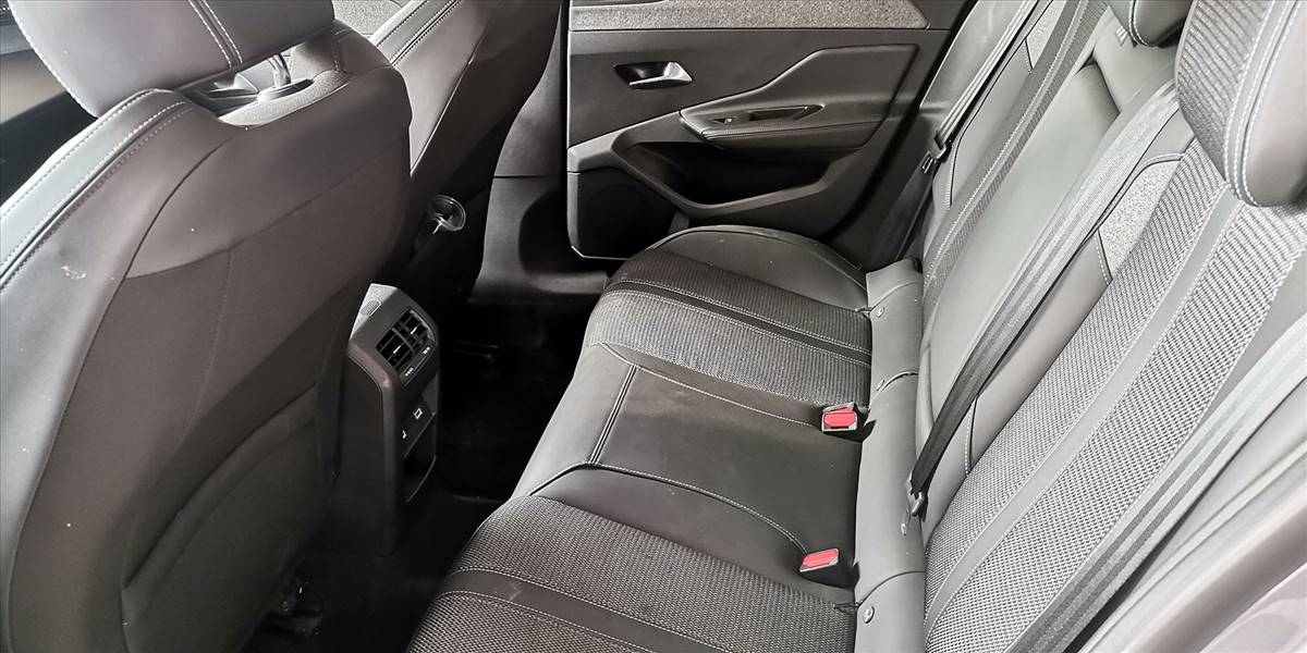 PEUGEOT 308 BLUEHDI 1.5 AUT - Imagen 52