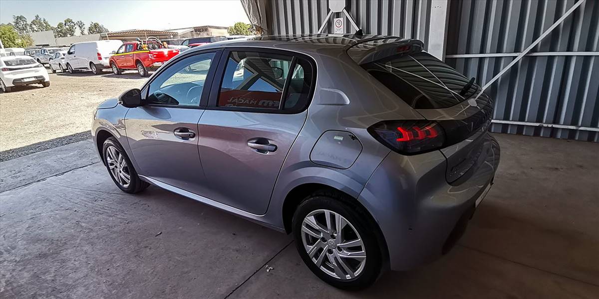 PEUGEOT 208 PURETECH 75 MT 1.2 - Imagen 10