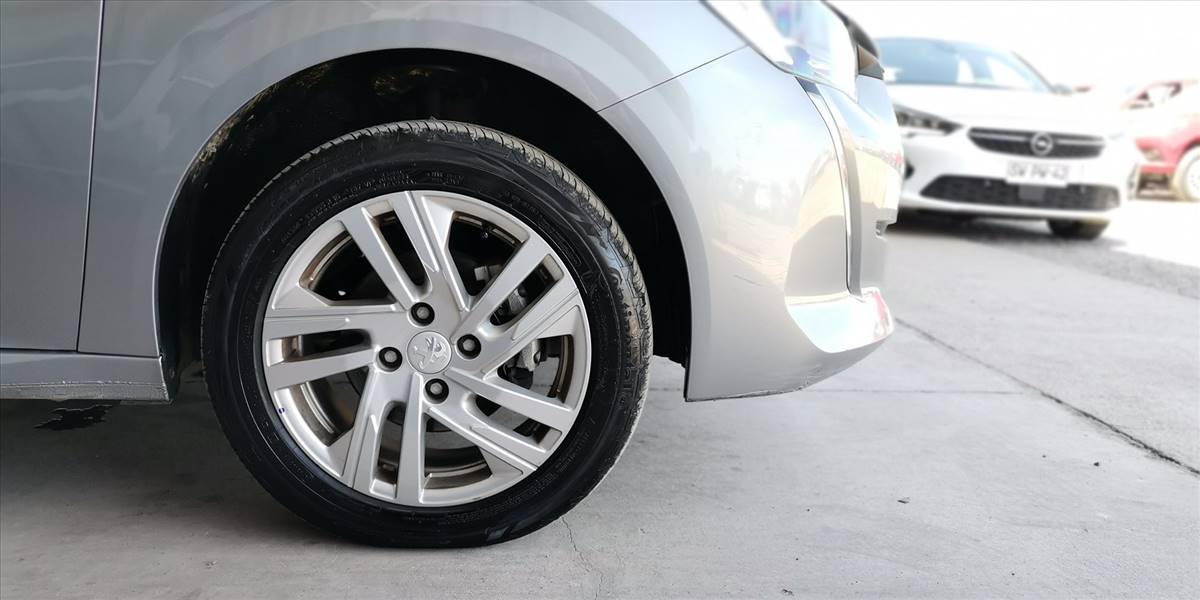 PEUGEOT 208 PURETECH 75 MT 1.2 - Imagen 17
