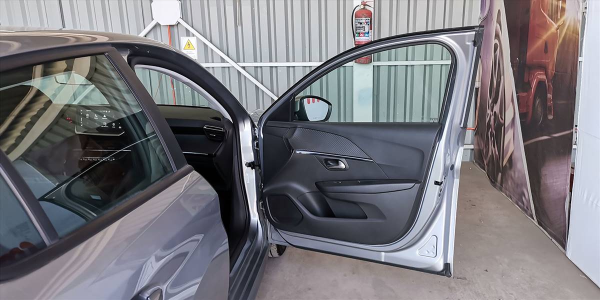PEUGEOT 208 PURETECH 75 MT 1.2 - Imagen 29