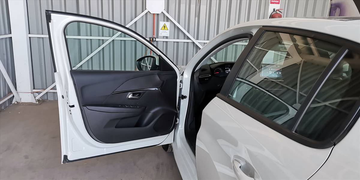 PEUGEOT 208 STYLE PURETECH 75 1.2 - Imagen 31