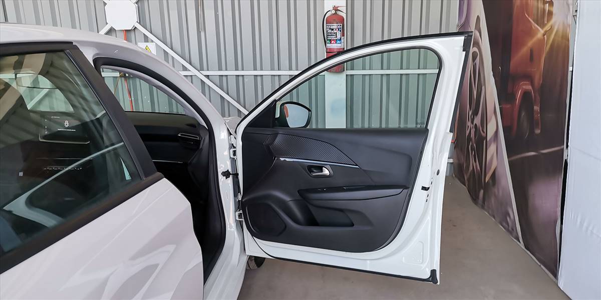 PEUGEOT 208 STYLE PURETECH 75 1.2 - Imagen 32