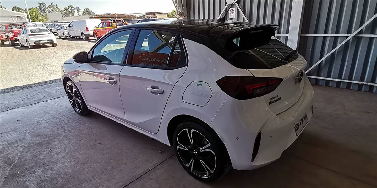 OPEL CORSA 100 1.2 AUT - Imagen 10