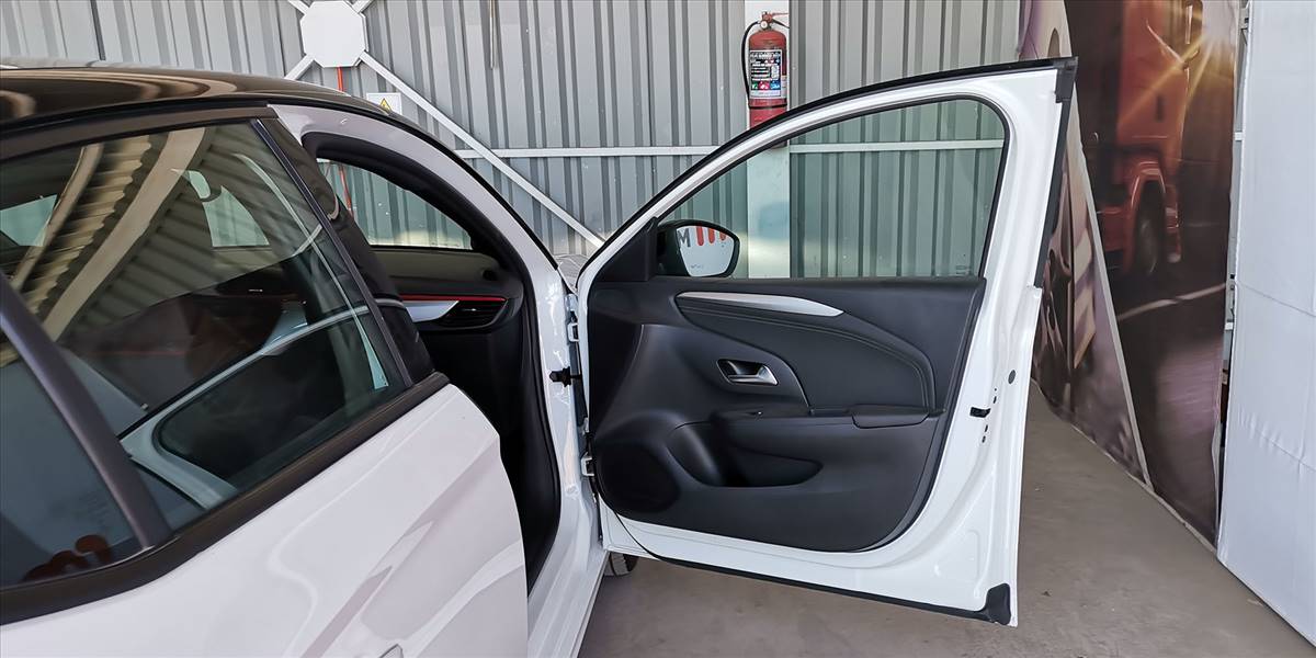 OPEL CORSA 100 1.2 AUT - Imagen 28
