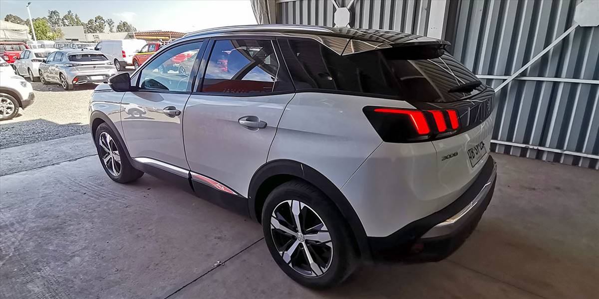 PEUGEOT 3008 BLUE HDI 130 EAT8 1.5 AUT - Imagen 10