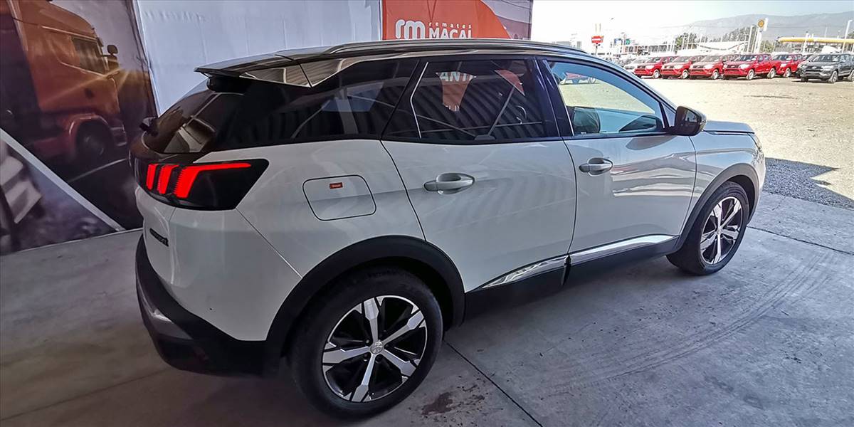 PEUGEOT 3008 BLUE HDI 130 EAT8 1.5 AUT - Imagen 11