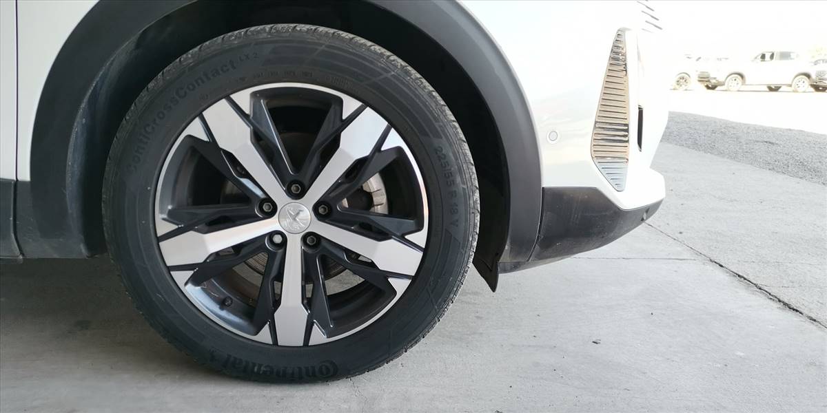 PEUGEOT 3008 BLUE HDI 130 EAT8 1.5 AUT - Imagen 17