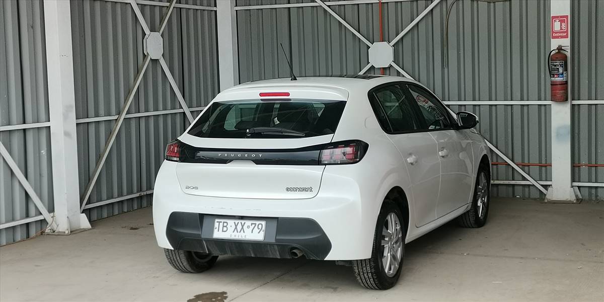 PEUGEOT 208 STYLE PURETECH 75 1.2 - Imagen 8