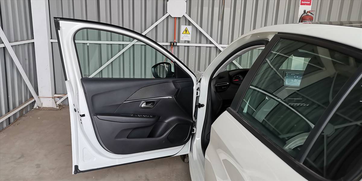 PEUGEOT 208 STYLE PURETECH 75 1.2 - Imagen 31