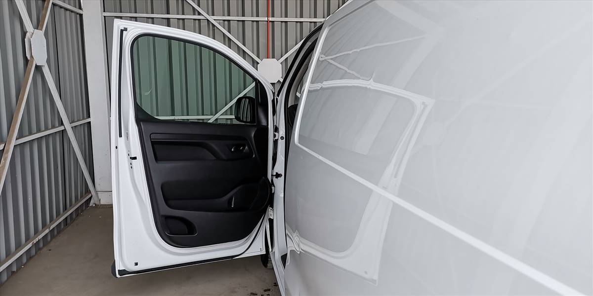 PEUGEOT EXPERT BLUE HDI 145 2.0 - Imagen 22
