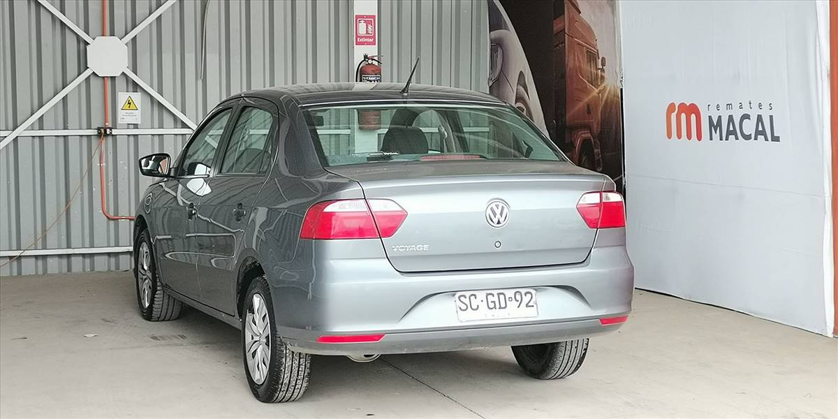VOLKSWAGEN VOYAGE 1.6 - Imagen 8
