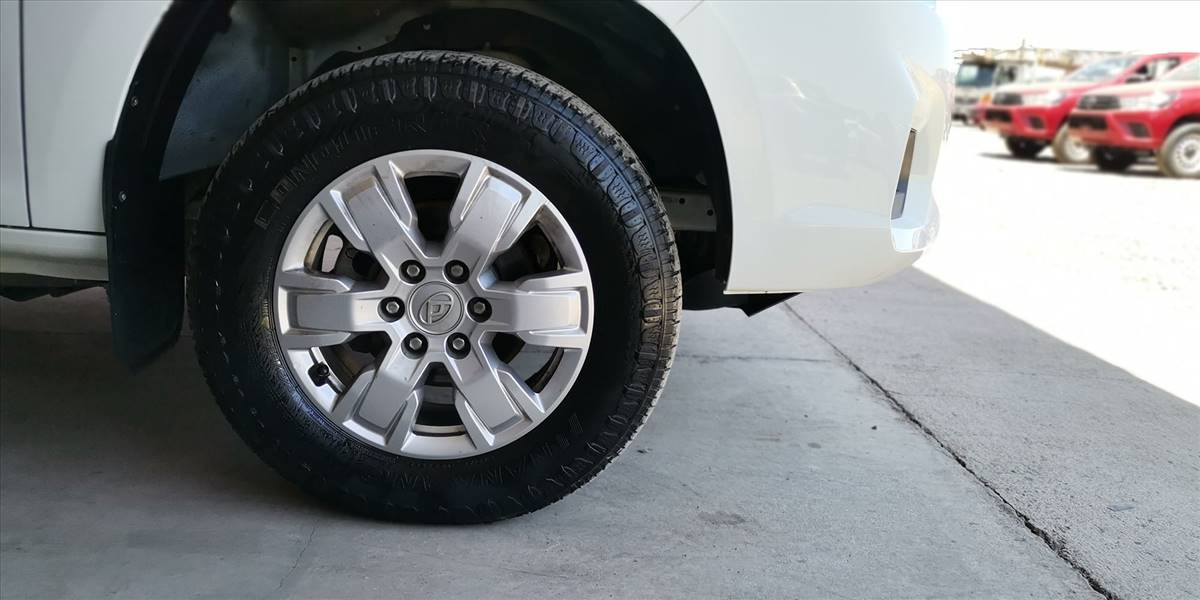 MAXUS T60 DCAB 4X4 2.8 - Imagen 20