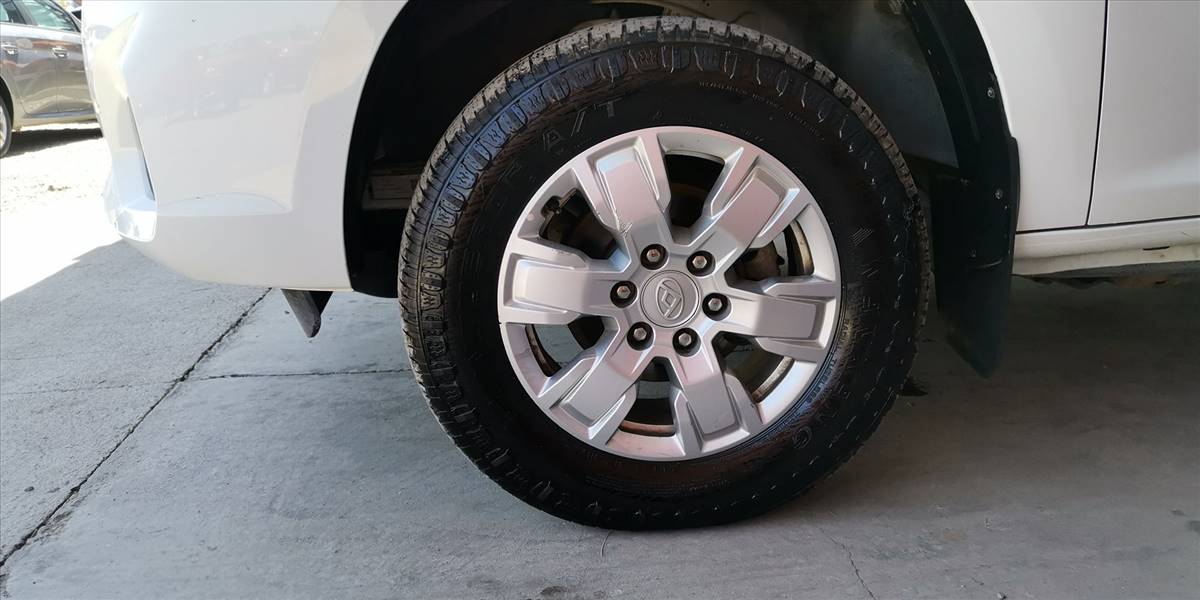 MAXUS T60 DCAB 4X4 2.8 - Imagen 21