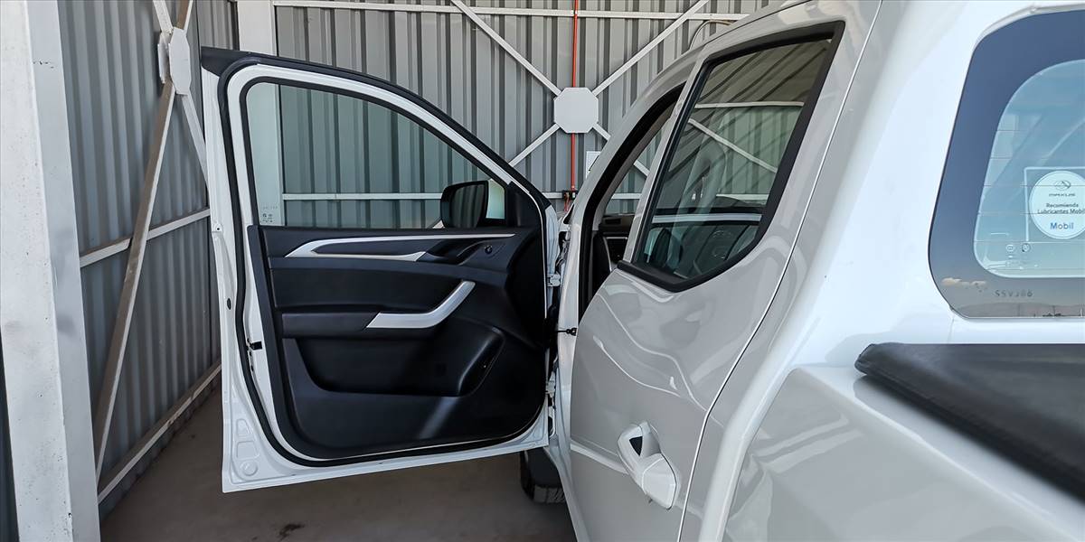MAXUS T60 DCAB 4X4 2.8 - Imagen 30