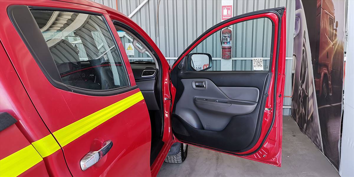 MITSUBISHI L200 KATANA 2.5 - Imagen 62