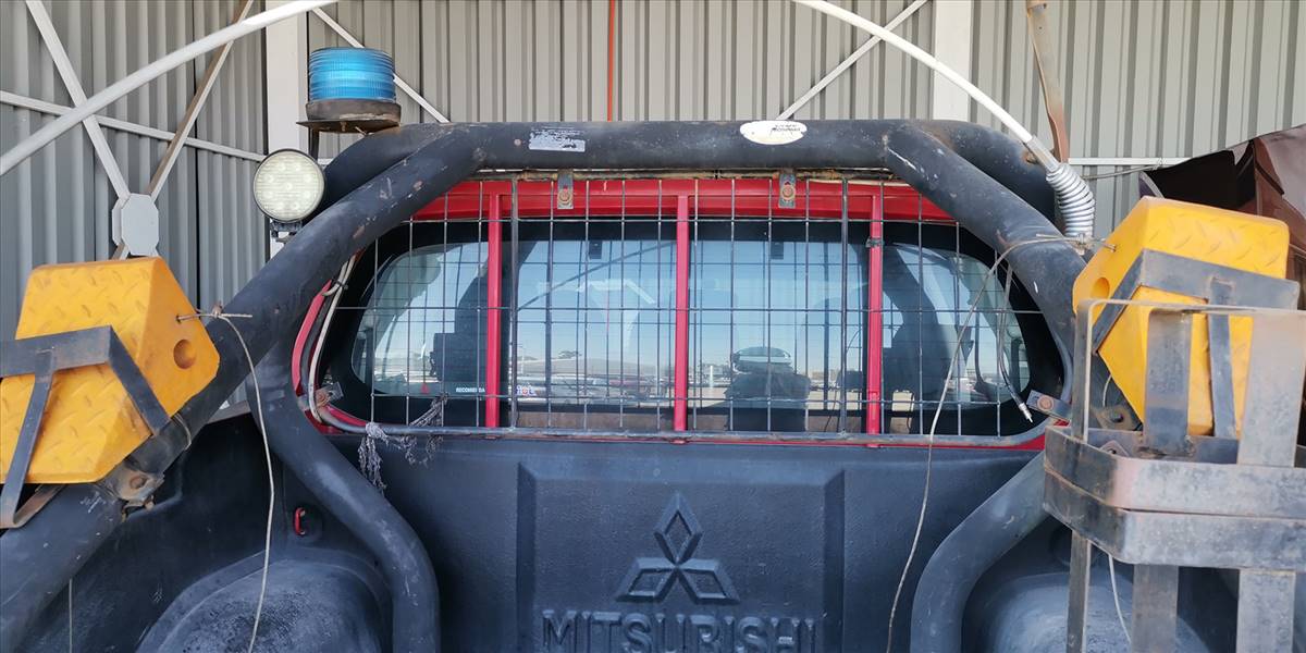 MITSUBISHI L200 KATANA 2.5 - Imagen 77