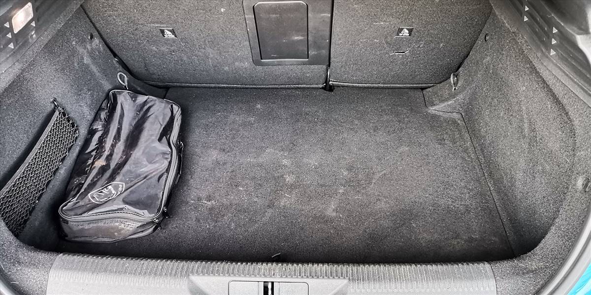 PEUGEOT 308 BLUEHDI 1.5 AUT - Imagen 17