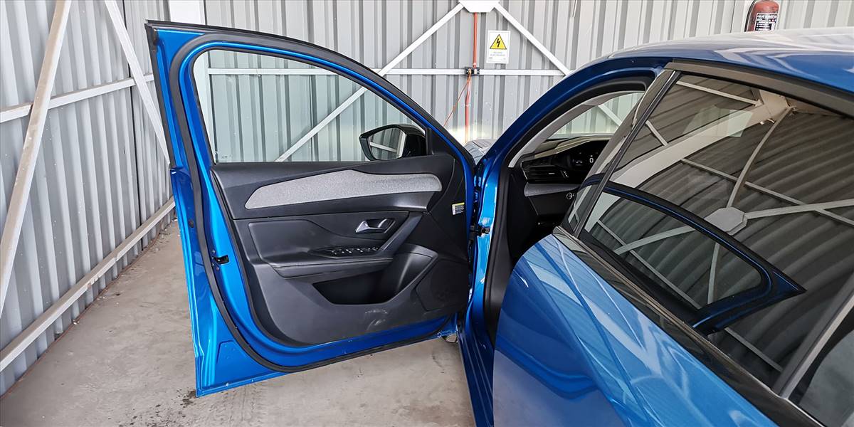 PEUGEOT 308 BLUEHDI 1.5 AUT - Imagen 30