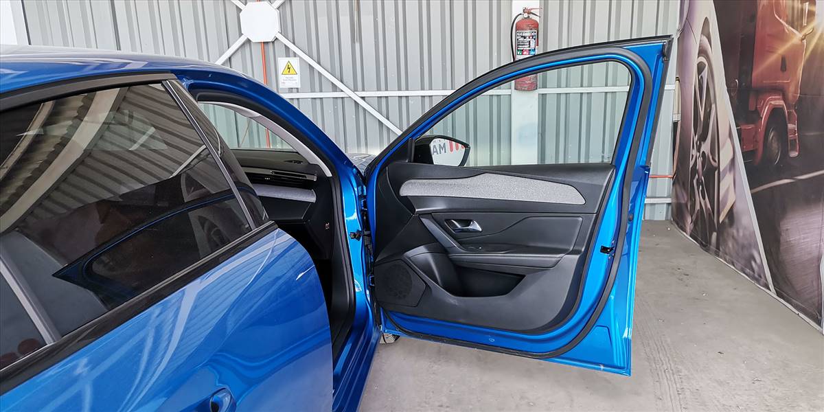 PEUGEOT 308 BLUEHDI 1.5 AUT - Imagen 31