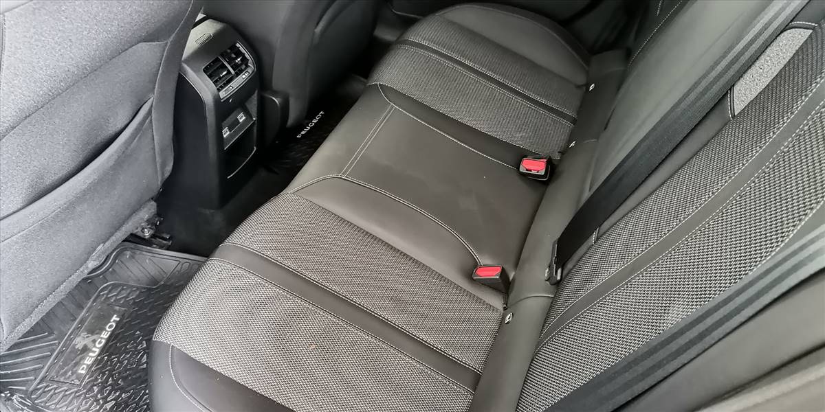 PEUGEOT 308 BLUEHDI 1.5 AUT - Imagen 42