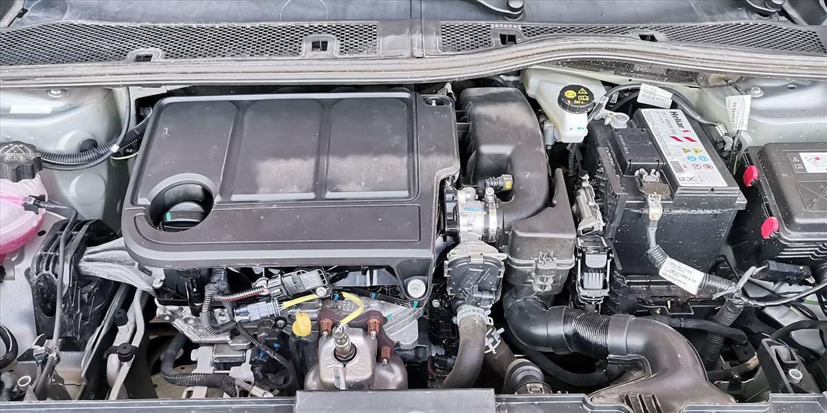 PEUGEOT 208 STYLE PURETECH 75 1.2 - Imagen 19