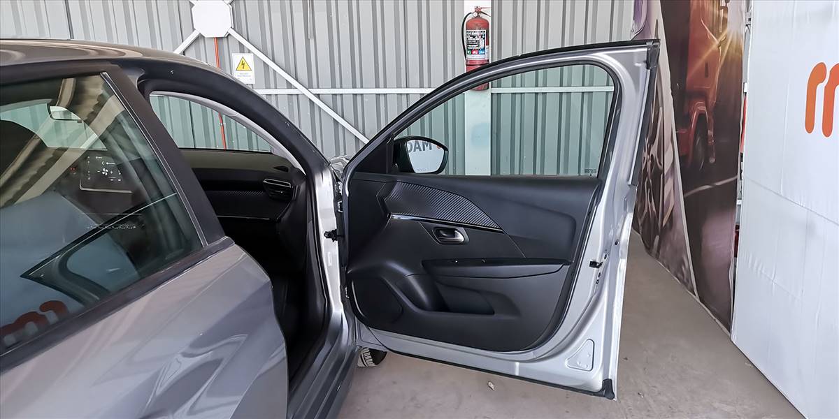 PEUGEOT 208 STYLE PURETECH 75 1.2 - Imagen 32