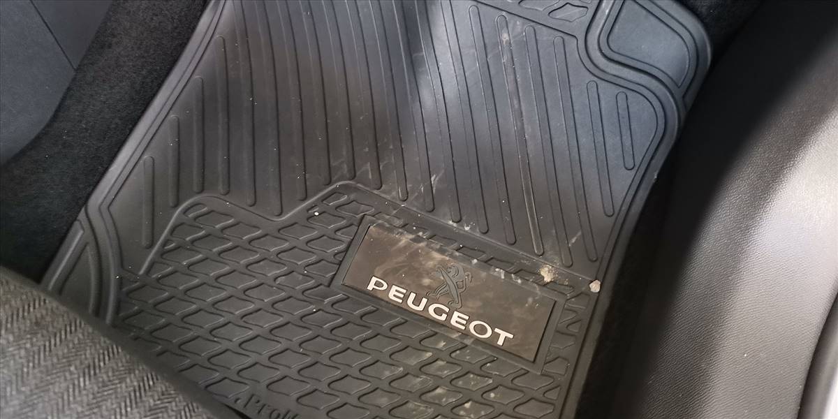PEUGEOT 208 STYLE PURETECH 75 1.2 - Imagen 34