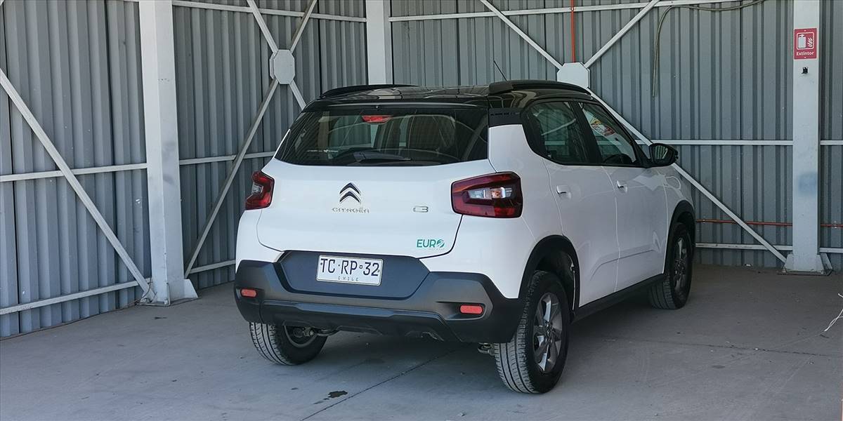 CITROËN C3 PURETECH 4X2 1.2 - Imagen 11